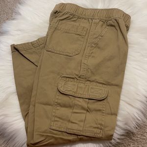 NWOT- Boys Cargo Pants size 6